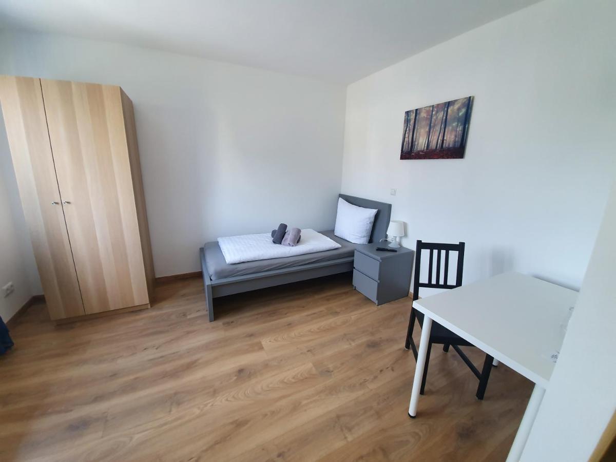 Gaestehaus Am Heuss-Platz Ерланген Екстериор снимка